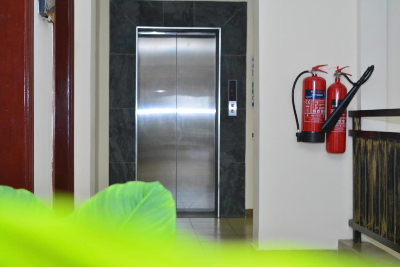 W Place - Model 1 Bedroom Nairobi Luaran gambar
